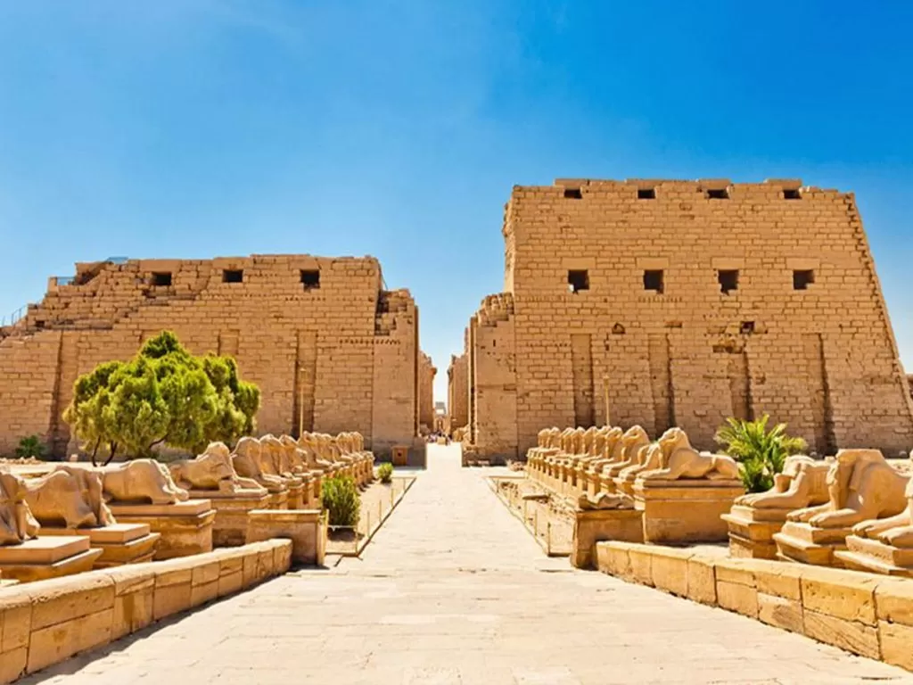 Excursion from Hurghada to Luxor 1 Day excursion-from-hurghada-to-luxor/Hurghada-to-Luxor-trip-1.jpg