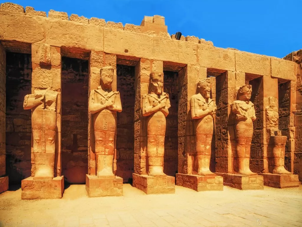 Excursion to Luxor from Hurghada for 2 days excursion-to-luxor-from-hurghada-for-2-days/Hurghada-to-Luxor-trip-10.jpg
